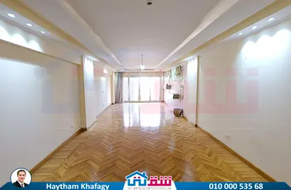 Apartment - 3 Bedrooms - 3 Bathrooms for rent in Al Geish Road - Azarita - Hay Wasat - Alexandria
