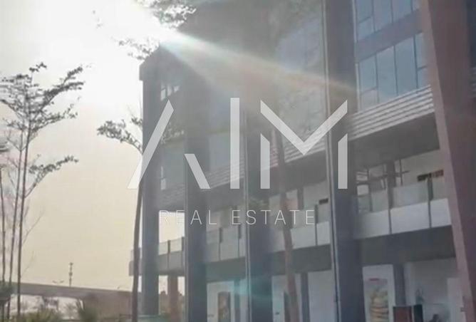 8221990 - Property Image 3