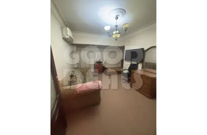 شقة - 4 غرف نوم - 2 حمامات للبيع في شارع مصطفي النحاس - المنطقة السادسة - مدينة نصر - القاهرة