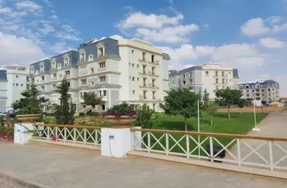 Apartment - 4 Bedrooms - 5 Bathrooms for sale in Mountain View Hyde Park - 5th Settlement Compounds - The 5th Settlement - New Cairo City - Cairo