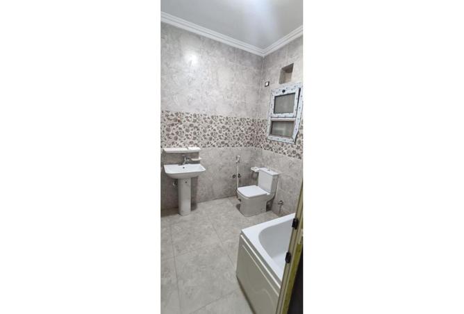 8182864 - Property Image 2