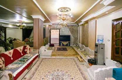 شقة - 3 غرف نوم - 3 حمامات للبيع في ميامي - حي اول المنتزة - الاسكندرية