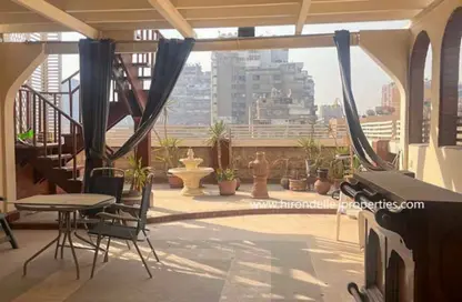 Penthouse - 4 Bedrooms - 3 Bathrooms for rent in Hassan Assem St. - Zamalek - Cairo