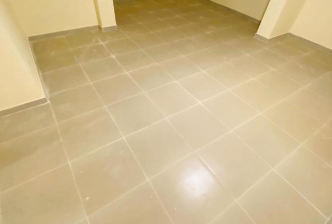 ستديو روف للايجار بالقرنفل فيلات اول سكن