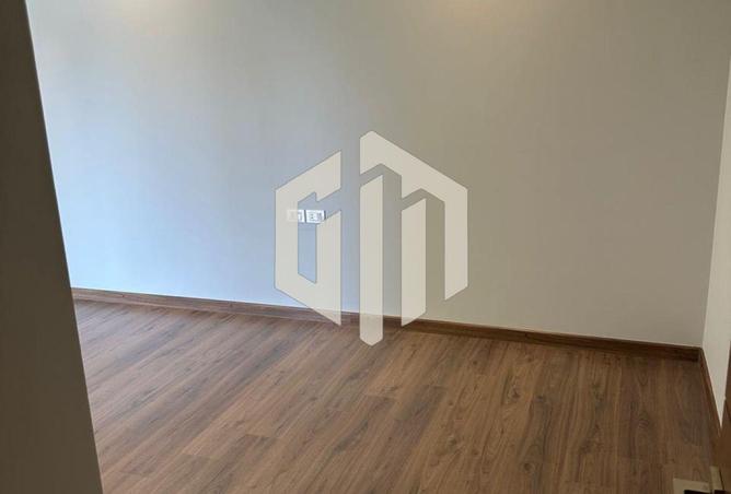 8252699 - Property Image 2