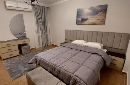 Apartment - 3 Bedrooms - 2 Bathrooms for rent in El Koronfel - The 5th Settlement - New Cairo City - Cairo