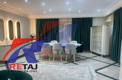 Apartment - 3 Bedrooms - 2 Bathrooms for sale in Dr Hassanein Abdulqader St. - 6th Zone - Nasr City - Cairo