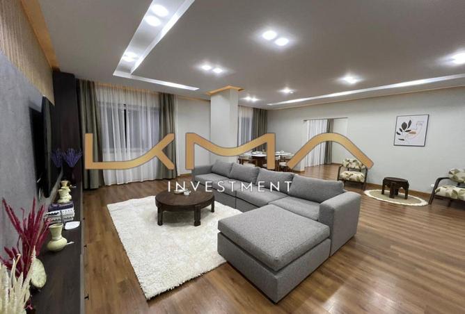 8125542 - Property Image 2