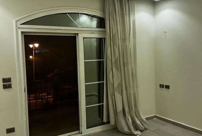 8227692 - Property Image 2