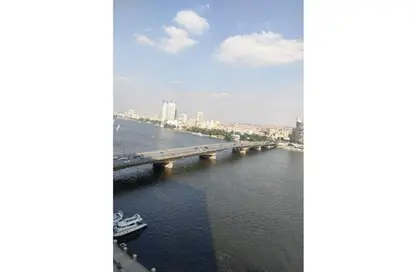 Apartment - 3 Bedrooms - 3 Bathrooms for sale in Cairo University Bridge - Dokki - Giza