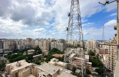 شقة - 3 غرف نوم - 1 حمام للبيع في زيزينيا - حي شرق - الاسكندرية