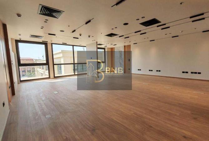 8044498 - Property Image 3