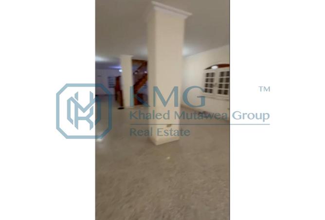 8421504 - Property Image 3