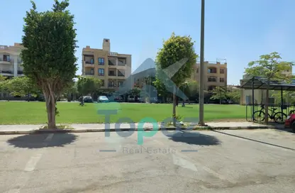 شقة - 4 غرف نوم - 3 حمامات للبيع في 6 ويست - بيفرلي هيلز - كمبوندات الشيخ زايد - الشيخ زايد - الجيزة