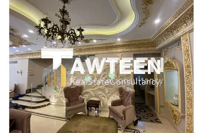 Villa - 5 Bedrooms - 7 Bathrooms for sale in Hyde Park - 5th Settlement Compounds - The 5th Settlement - New Cairo City - Cairo
