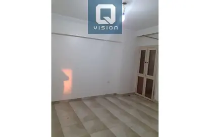 Apartment - 3 Bedrooms - 2 Bathrooms for rent in 13th Sector - Zahraa El Maadi - Hay El Maadi - Cairo