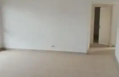 Apartment - 3 Bedrooms - 3 Bathrooms for sale in Madinaty - Cairo