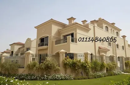 فيلا - 4 غرف نوم - 4 حمامات للبيع في الباتيو 5 ايست - الباتيو - كمبوندات الشروق - مدينة الشروق - القاهرة