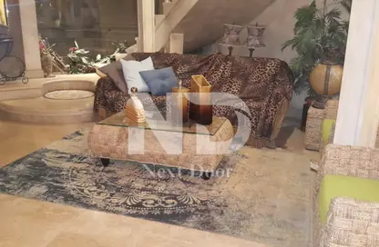 دوبلكس - 4 غرف نوم - 3 حمامات للبيع في مسجد فاطمة الشربتلي - الحي الثالث - التجمع الخامس - مدينة القاهرة الجديدة - القاهرة