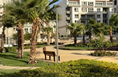 Apartment - 3 Bedrooms - 3 Bathrooms for sale in Hyde Park - 5th Settlement Compounds - The 5th Settlement - New Cairo City - Cairo