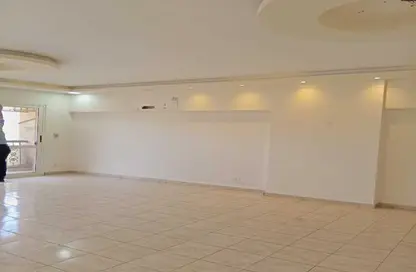 Apartment - 3 Bedrooms - 3 Bathrooms for rent in El Rehab Extension - Al Rehab - New Cairo City - Cairo