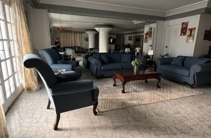 Apartment - 3 Bedrooms - 2 Bathrooms for rent in Hassan Ma'moon St. - 6th Zone - Nasr City - Cairo
