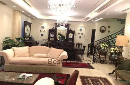 Townhouse - 4 Bedrooms - 6 Bathrooms for rent in Sheikh Zayed Compounds - Sheikh Zayed City - Giza