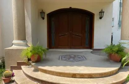 Villa - 6 Bedrooms - 4 Bathrooms for sale in Al Safwa - 26th of July Corridor - 6 October City - Giza