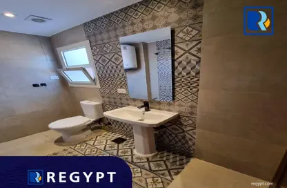 سطح - غرفة نوم - 1 حمام للايجار في شارع 206 - دجلة - حي المعادي - القاهرة