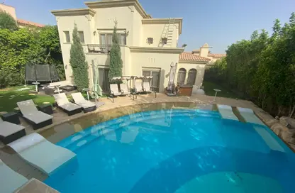 Villa - 4 Bedrooms - 4 Bathrooms for sale in Alba Spendia - Uptown Cairo - Mokattam - Cairo