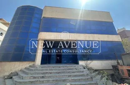 بناية كاملة - استوديو - 2 حمامات للبيع في طريق المنطقة الصناعية - السنترال - المنطقة الصناعية - مدينة 6 أكتوبر - الجيزة