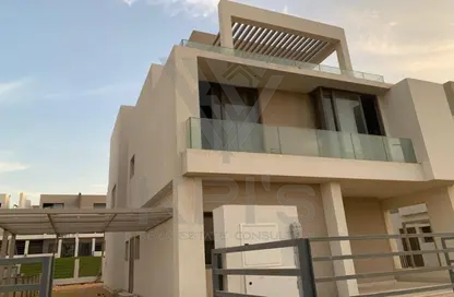 Villa - 4 Bedrooms - 4 Bathrooms for sale in Moon Residences - Fifth Square - The 5th Settlement - New Cairo City - Cairo