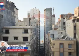 Apartment - 4 Bedrooms - 4 Bathrooms for sale in Gamal Abdel Nasser St. - El Mandara - Hay Than El Montazah - Alexandria