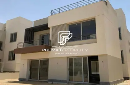 Villa - 3 Bedrooms - 4 Bathrooms for sale in Palm Hills New Cairo - 5th Settlement Compounds - The 5th Settlement - New Cairo City - Cairo