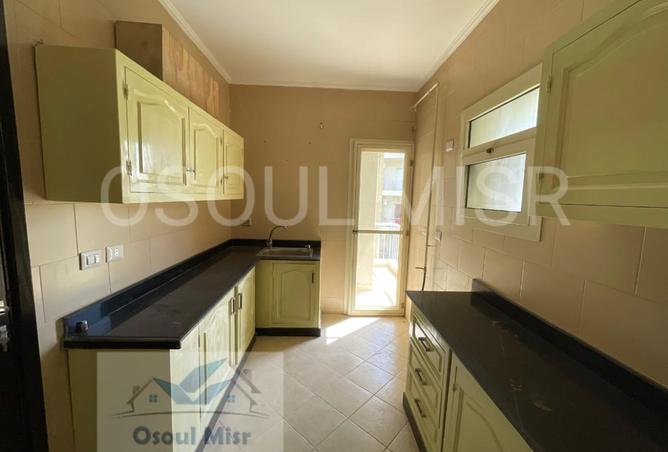 8252721 - Property Image 2