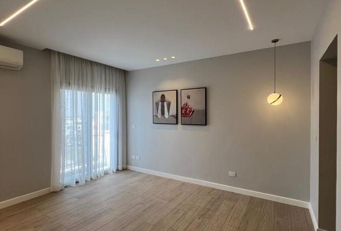 8260129 - Property Image 3