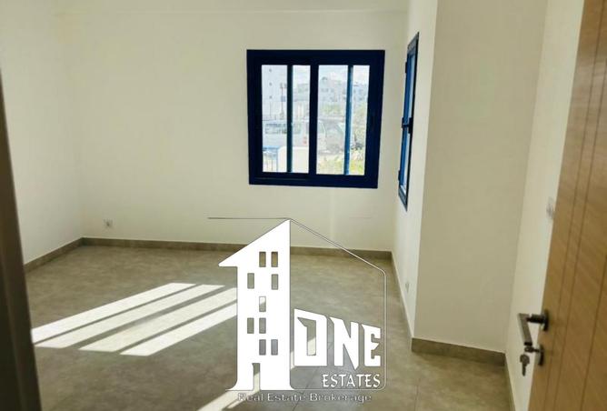 8283519 - Property Image 2