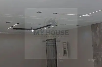 Apartment - 4 Bedrooms - 3 Bathrooms for rent in Stone Residence - 5th Settlement Compounds - The 5th Settlement - New Cairo City - Cairo