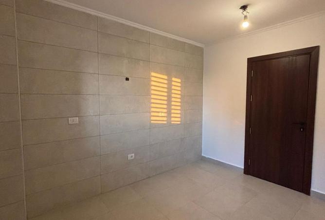 8100052 - Property Image 3