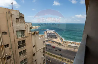 Apartment - 3 Bedrooms - 2 Bathrooms for sale in Laurent - Hay Sharq - Alexandria