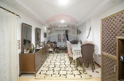 شقة - 4 غرف نوم - 2 حمامات للبيع في سموحة - حي شرق - الاسكندرية