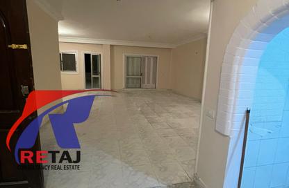 Apartment - 3 Bedrooms - 2 Bathrooms for rent in Dr Hassan Al Sherif St. - 8th Zone - Nasr City - Cairo