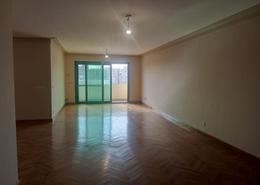 Apartment - 3 bedrooms for للبيع in Al Nasr Road - 1st Zone - Nasr City - Cairo