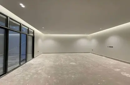 Apartment - 4 Bedrooms - 4 Bathrooms for sale in Village West - Sheikh Zayed Compounds - Sheikh Zayed City - Giza Apartment - 4 Bedrooms - 4 Bathrooms for sale in Village West - Sheikh Zayed Compounds - Sheikh Zayed City - Giza