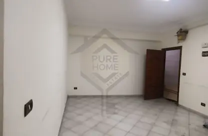 Office Space - Studio - 1 Bathroom for sale in Smouha Square - Smouha - Hay Sharq - Alexandria