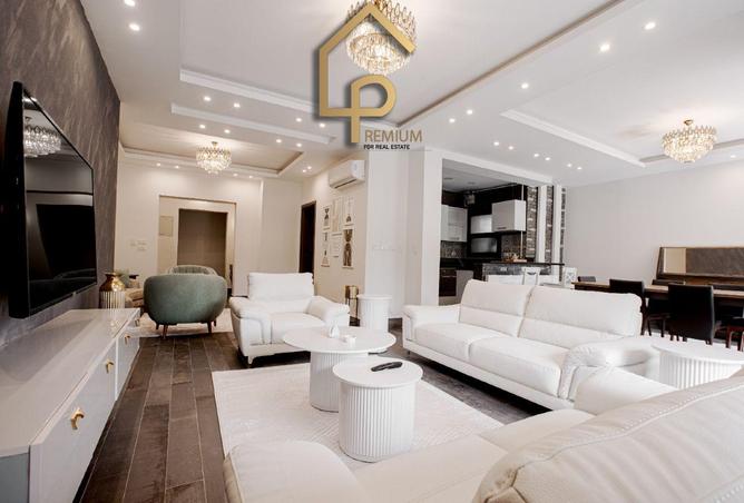 8171957 - Property Image 2