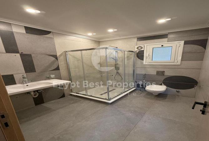 8018355 - Property Image 3