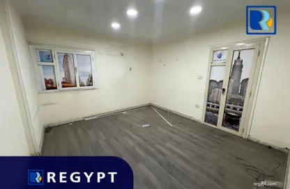 Office Space - Studio - 2 Bathrooms for rent in Al Laselky St. - El Laselky - New Maadi - Hay El Maadi - Cairo