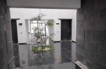 Apartment - 3 Bedrooms - 2 Bathrooms for sale in Taj City - 5th Settlement Compounds - The 5th Settlement - New Cairo City - Cairo
