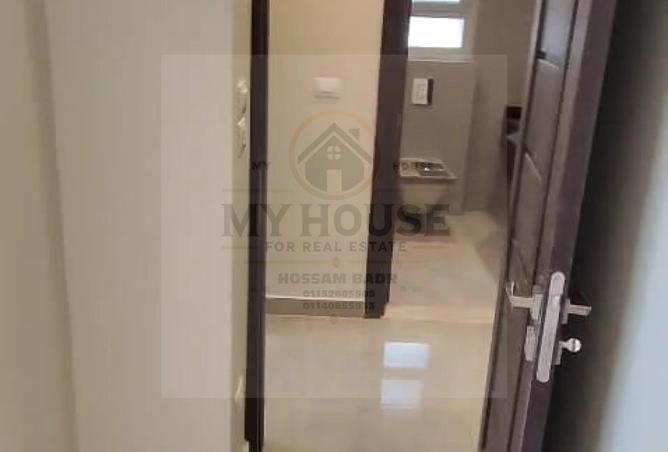 8211733 - Property Image 2